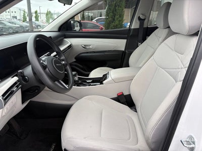 2025 Hyundai TUCSON SE
