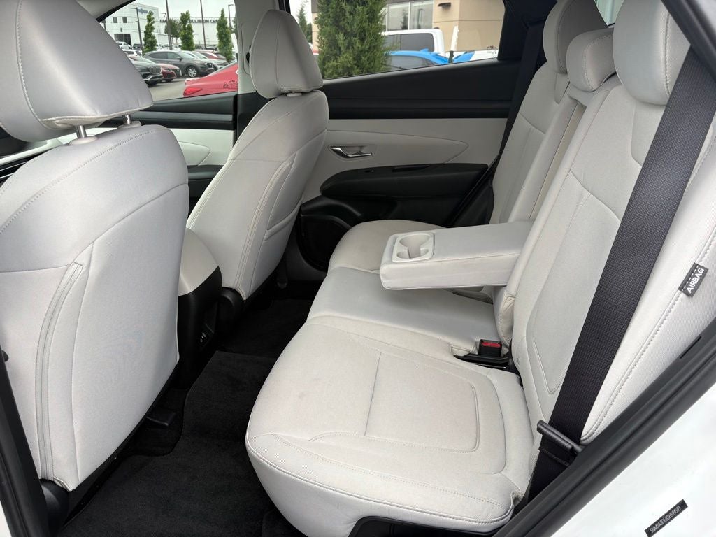 2025 Hyundai TUCSON SE