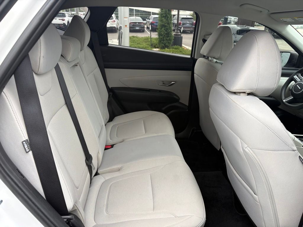 2025 Hyundai TUCSON SE