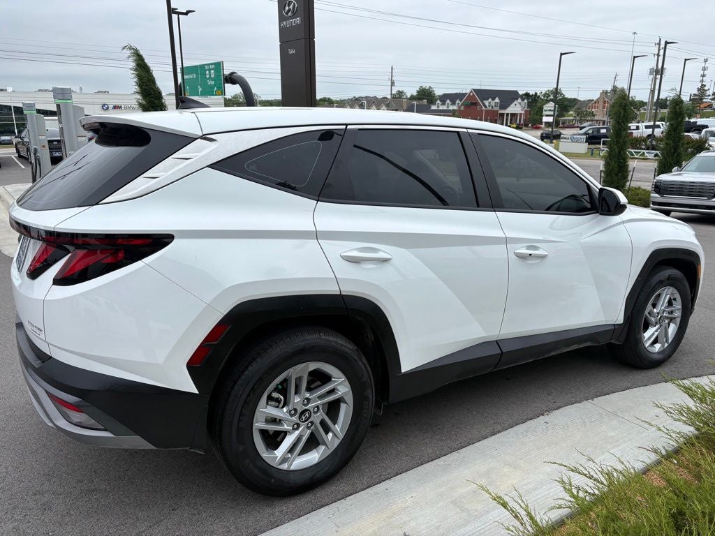 2025 Hyundai TUCSON SE