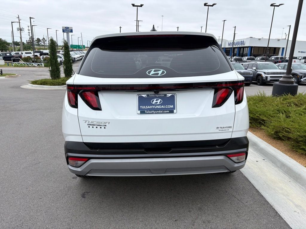 2025 Hyundai TUCSON SE
