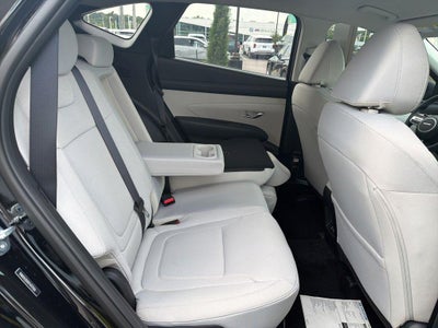 2026 Hyundai TUCSON SE FWD