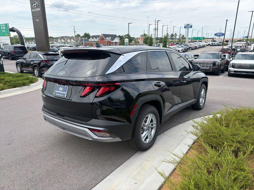 2026 Hyundai TUCSON SE FWD