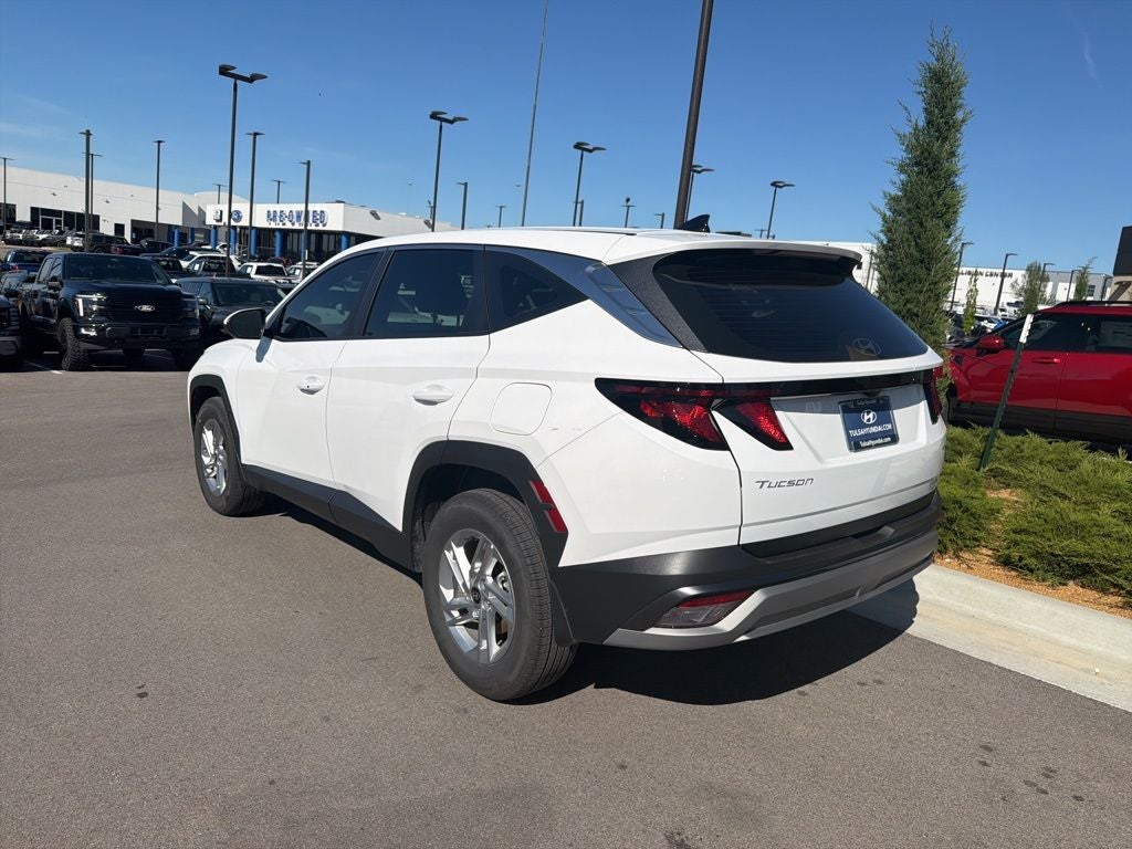 2026 Hyundai TUCSON SE