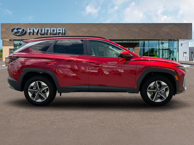 2025 Hyundai TUCSON SEL FWD