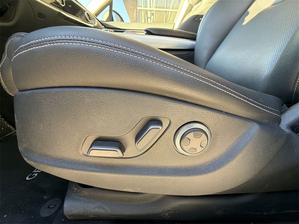 2024 Genesis GV70 2.5T