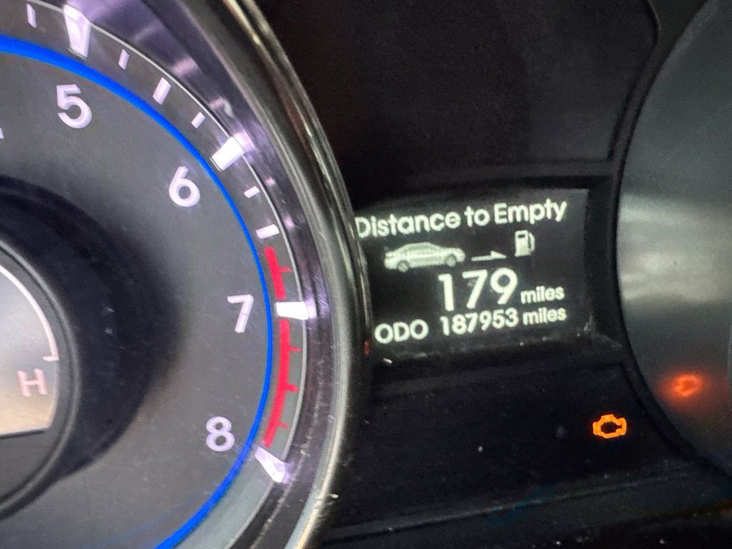 2012 Hyundai SONATA GLS