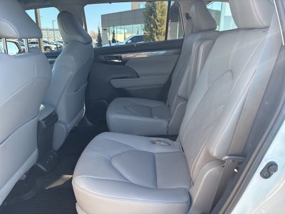 2020 Toyota Highlander Platinum