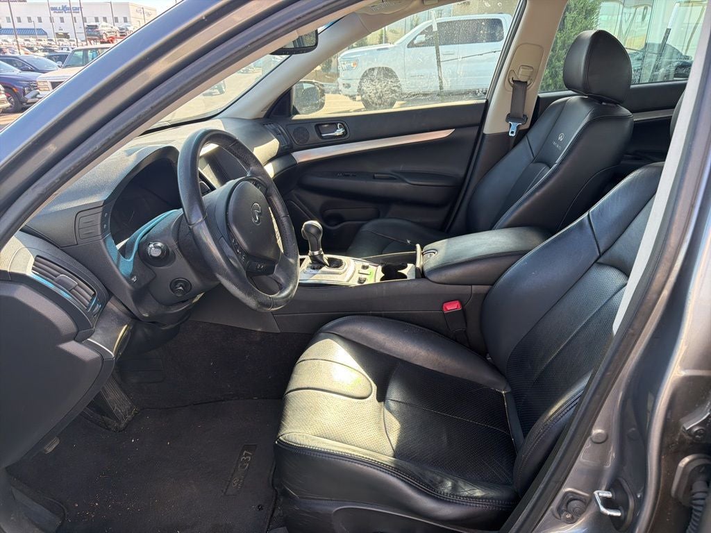 2013 INFINITI G37 X