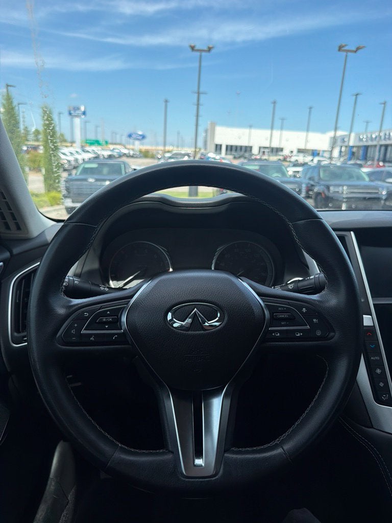 2023 INFINITI Q50 LUXE