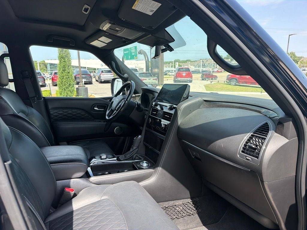2023 INFINITI QX80 Sensory