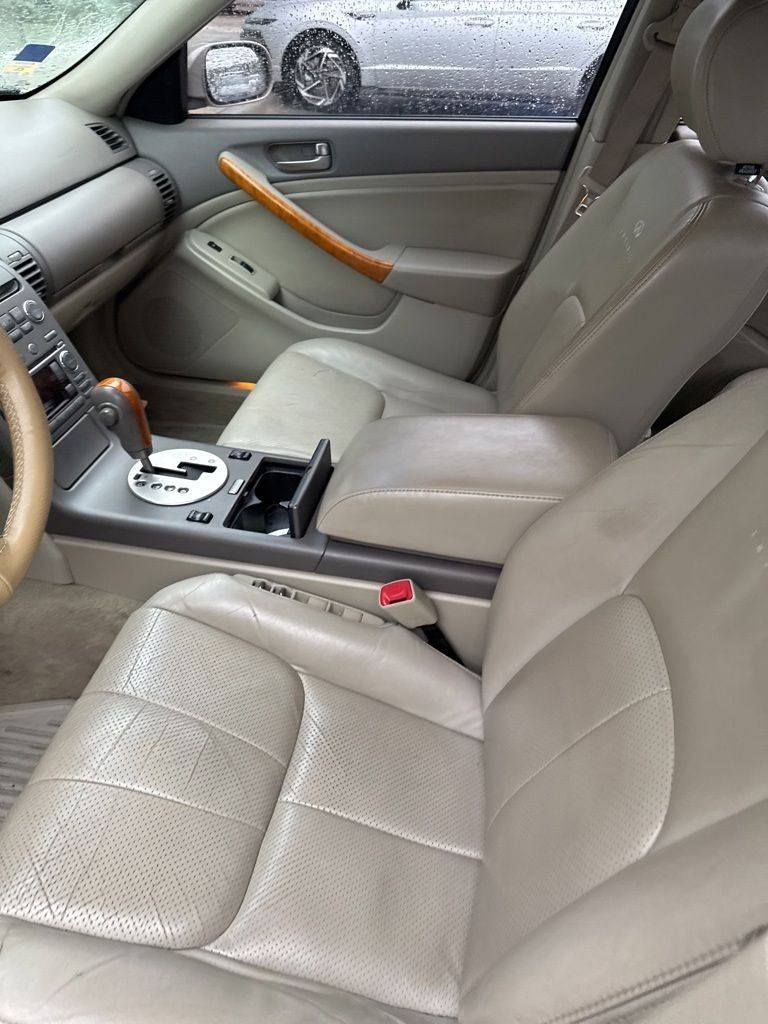 2003 INFINITI G35 Luxury