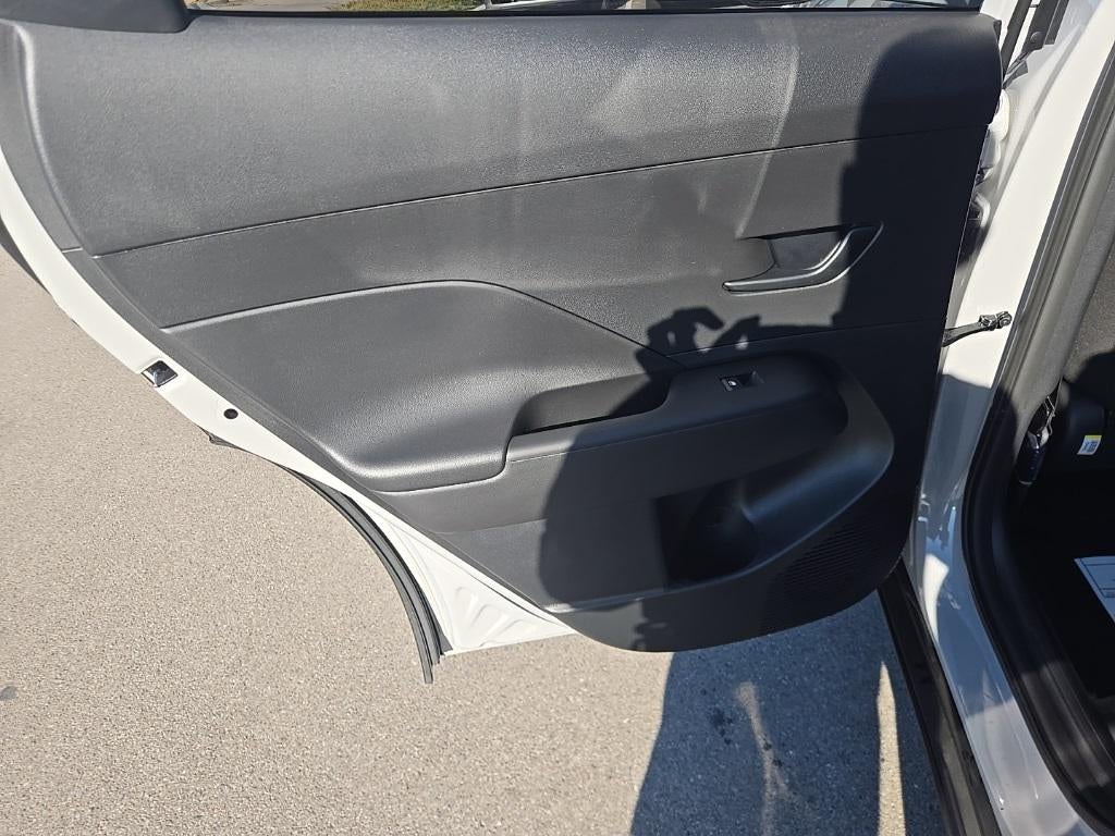 2026 Hyundai KONA SE FWD