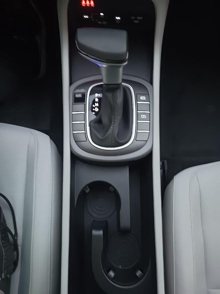 2026 Hyundai KONA SE FWD