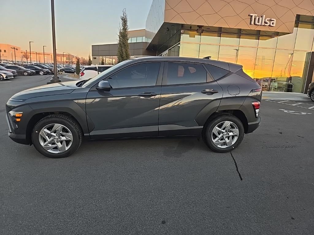 2026 Hyundai KONA SE FWD