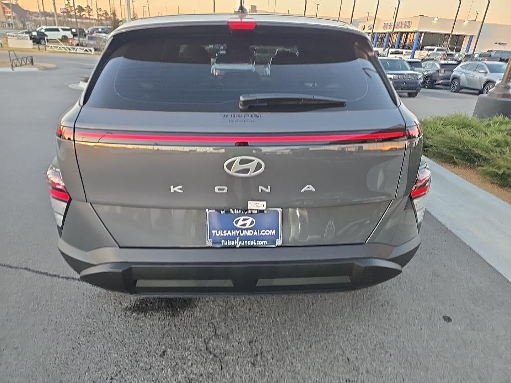 2026 Hyundai KONA SE FWD