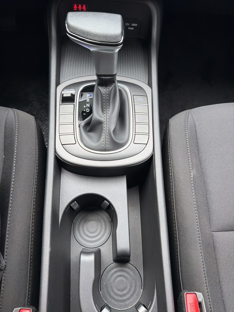 2026 Hyundai KONA SE FWD