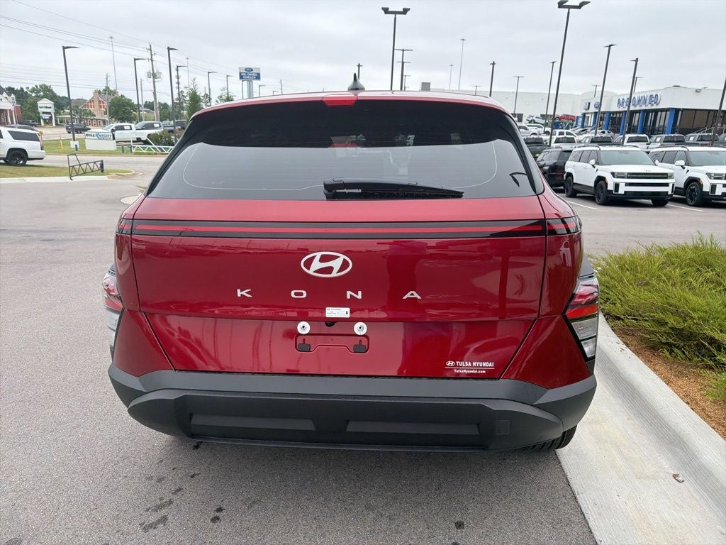 2026 Hyundai KONA SE FWD