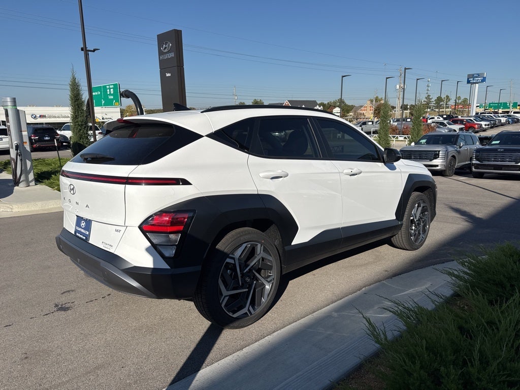 2026 Hyundai KONA SEL Premium FWD
