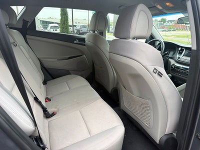 2017 Hyundai TUCSON SE