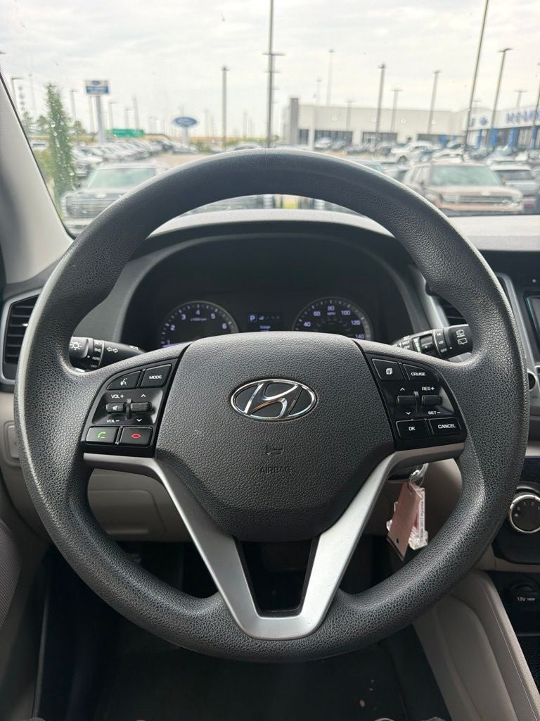 2017 Hyundai TUCSON SE