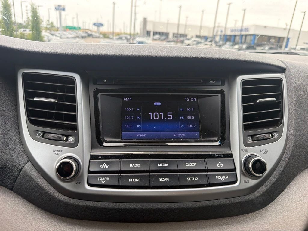 2017 Hyundai TUCSON SE