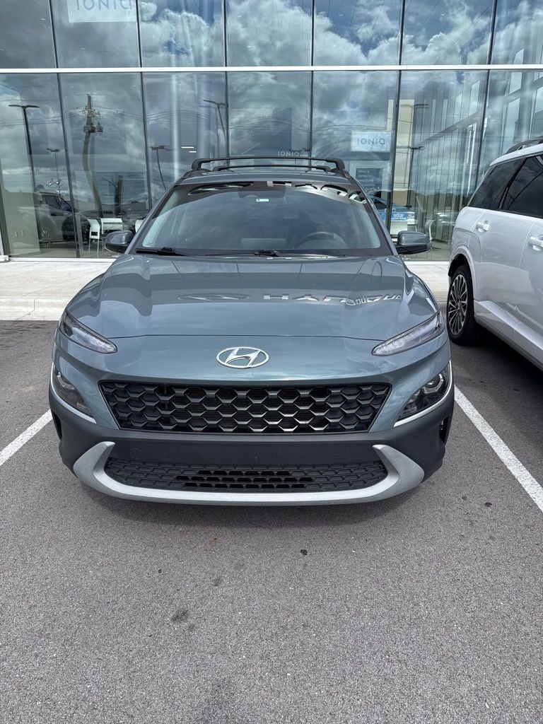 2022 Hyundai KONA SEL