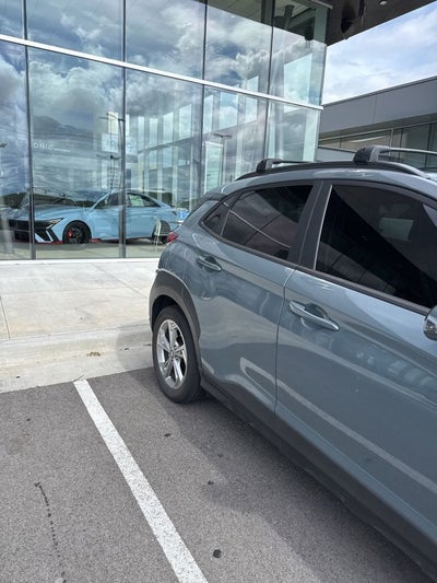 2022 Hyundai KONA SEL