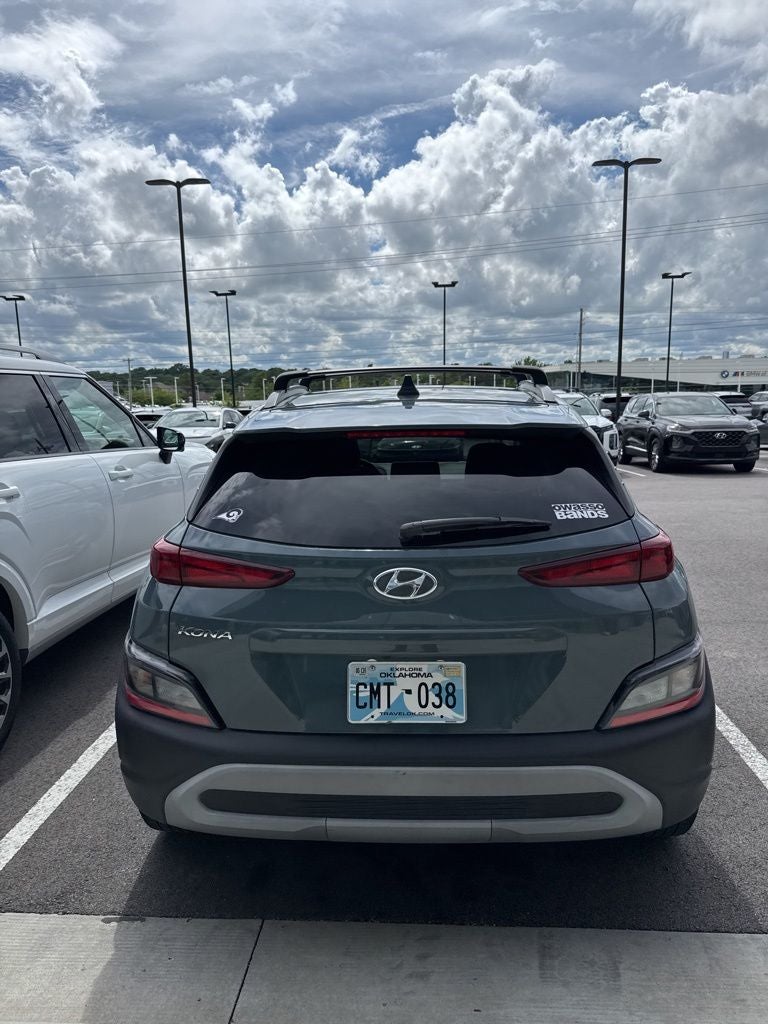 2022 Hyundai KONA SEL
