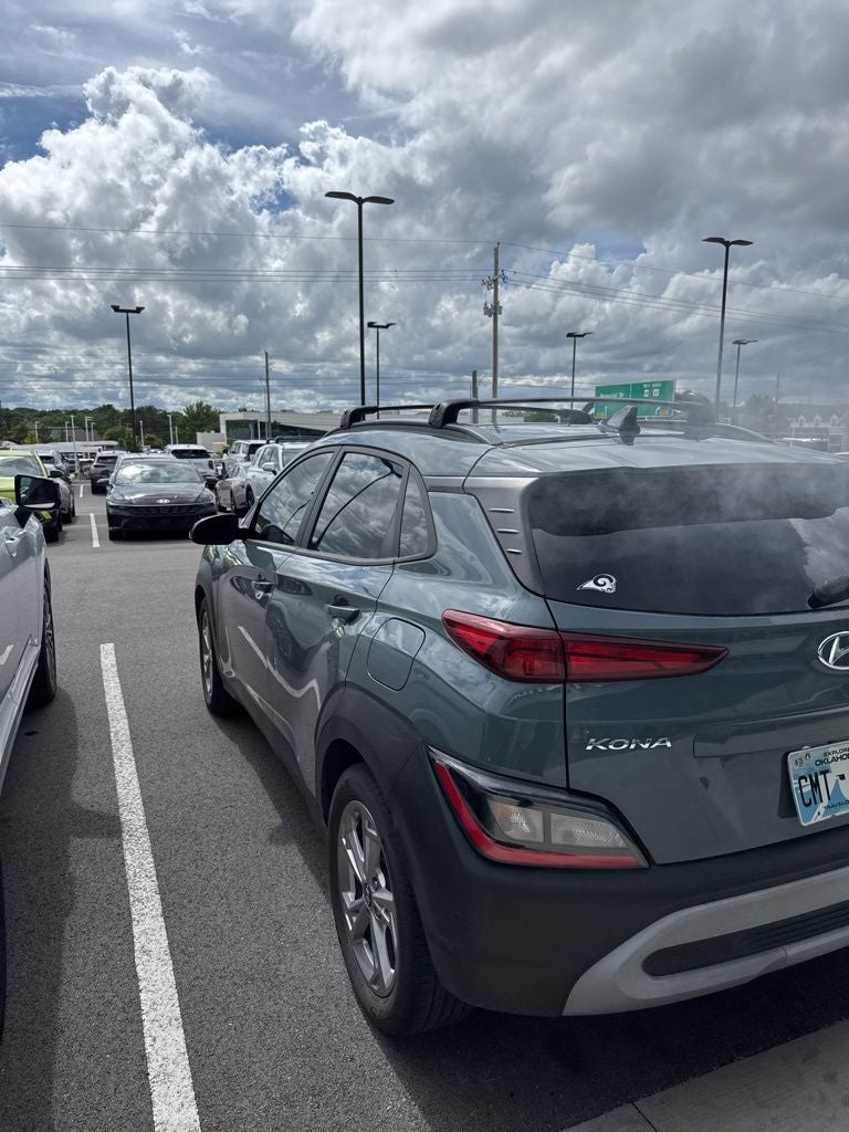 2022 Hyundai KONA SEL