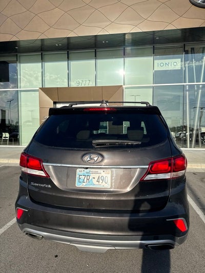 2017 Hyundai SANTA FE SE