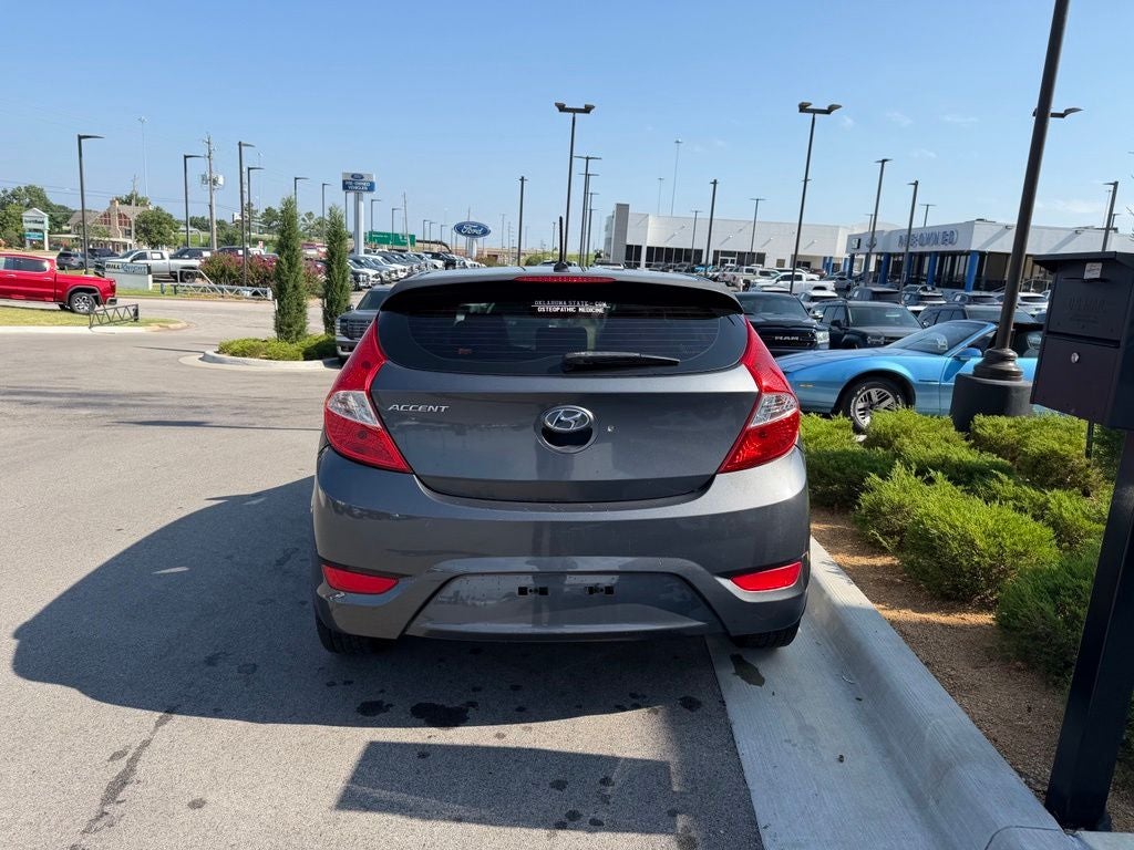 2013 Hyundai ACCENT SE