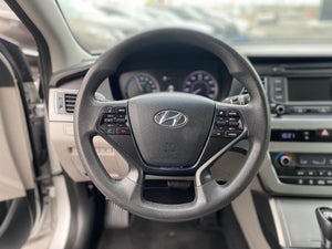 2016 Hyundai SONATA HYBRID SE
