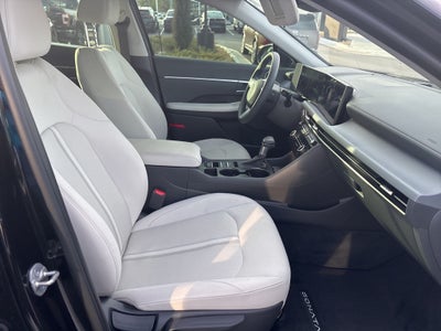 2025 Hyundai SONATA SE