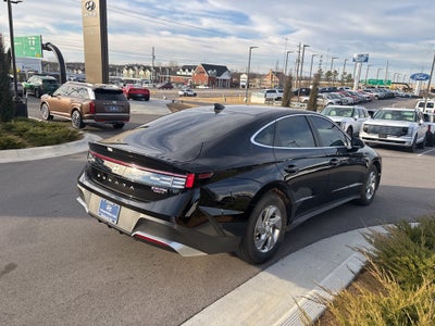 2025 Hyundai SONATA SE
