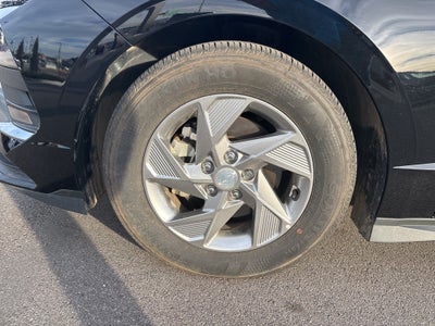 2025 Hyundai SONATA SE