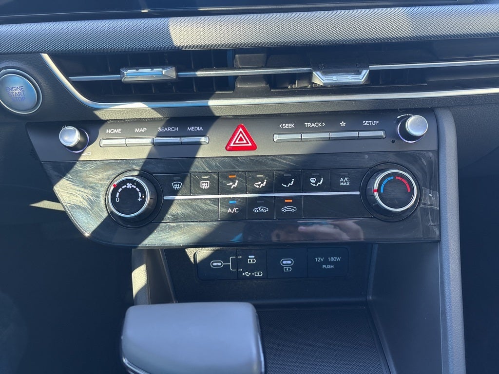 2025 Hyundai SONATA SE