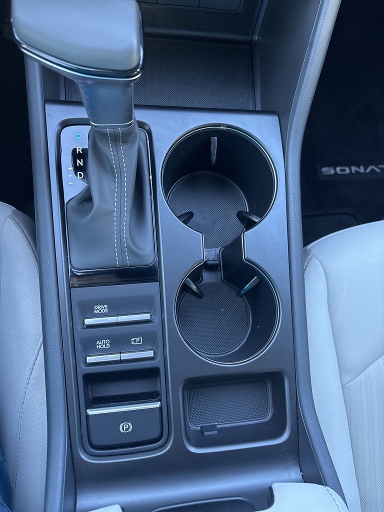 2025 Hyundai SONATA SE