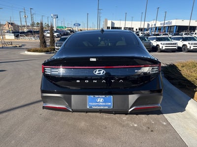 2025 Hyundai SONATA SE
