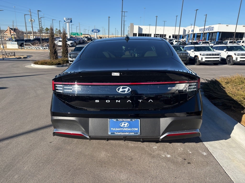 2025 Hyundai SONATA SE