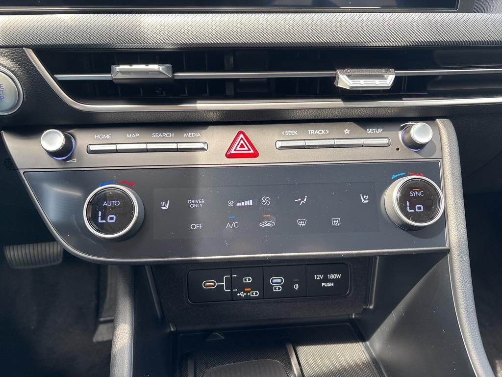 2025 Hyundai SONATA HYBRID SEL