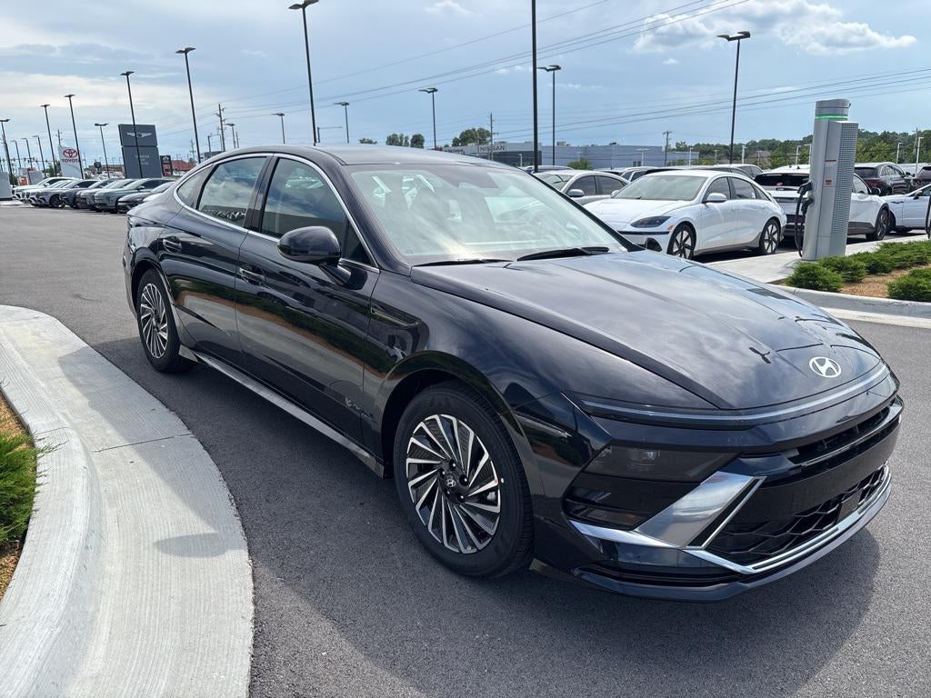2025 Hyundai SONATA HYBRID SEL