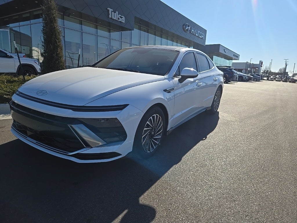 2026 Hyundai SONATA HYBRID SEL