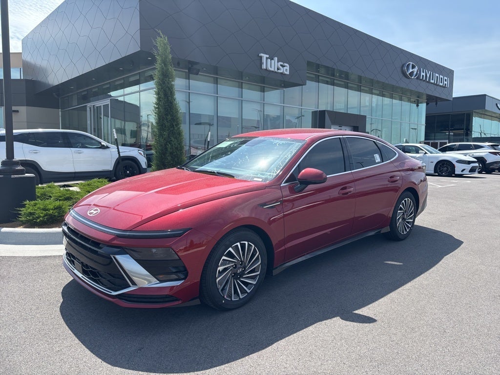2025 Hyundai SONATA HYBRID SEL
