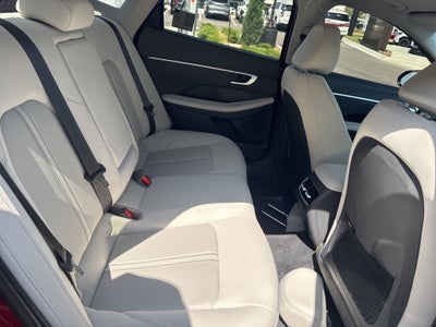 2025 Hyundai SONATA HYBRID SEL