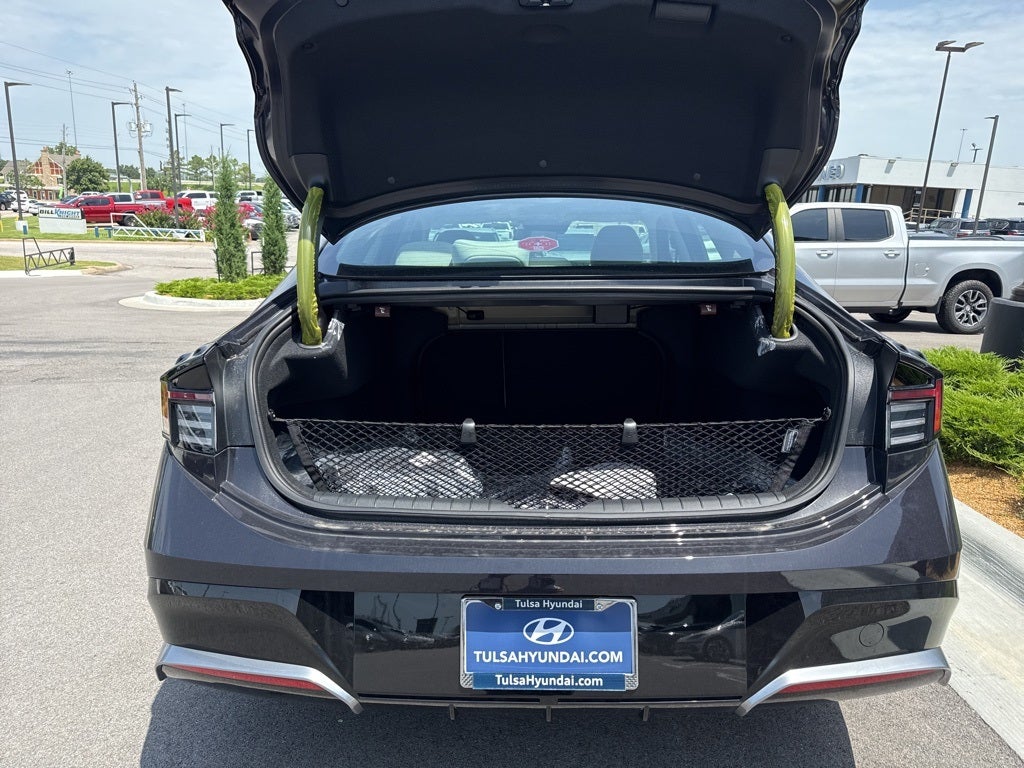 2025 Hyundai SONATA HYBRID SEL