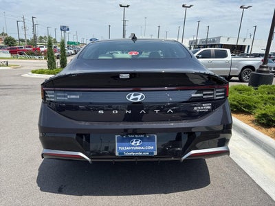 2025 Hyundai SONATA HYBRID SEL