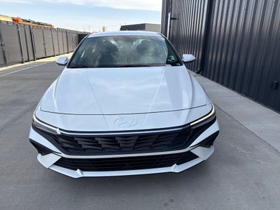 2026 Hyundai ELANTRA SE