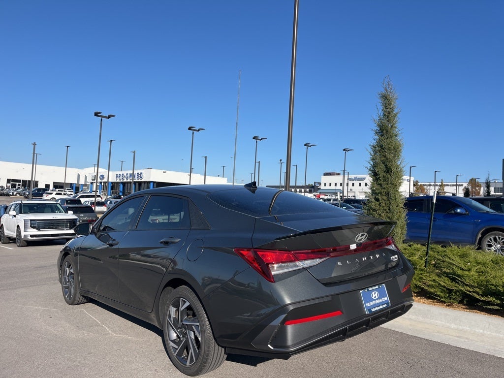 2025 Hyundai ELANTRA SEL Sport