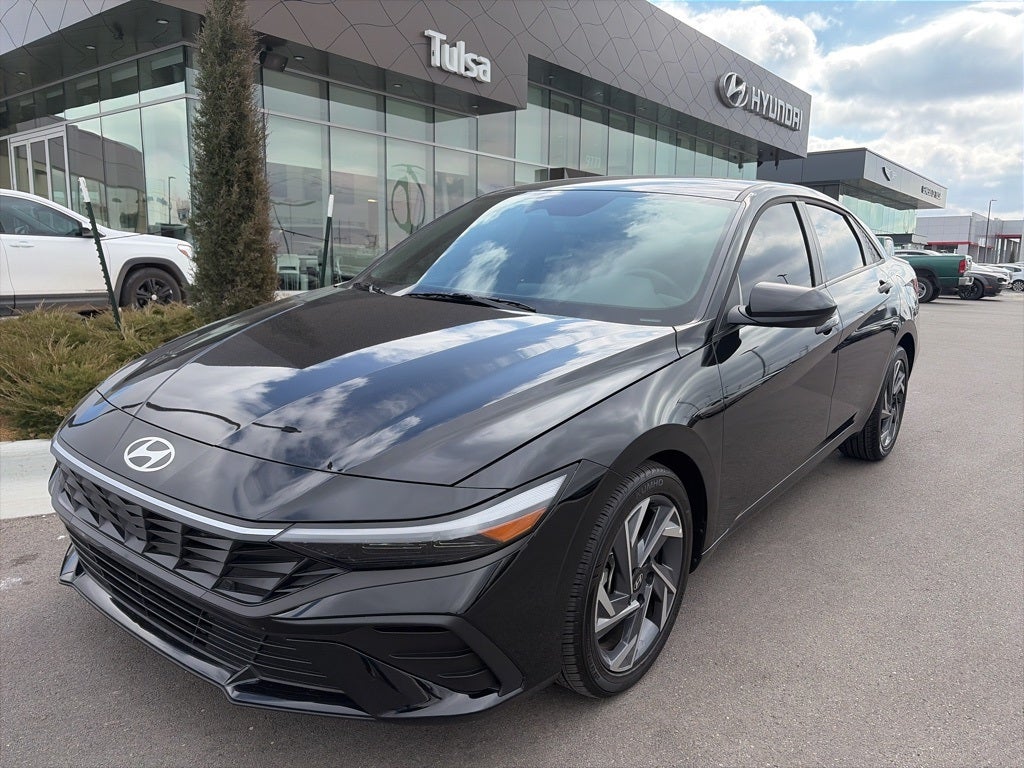 2025 Hyundai ELANTRA SEL Sport